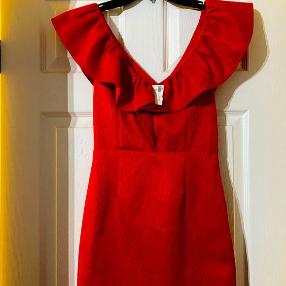 DO+BE Dresses & Skirts - Do + Be Dress Semi formal Size Small Red Mini Dress Gorgeous Date Night